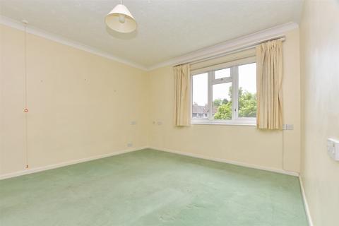 2 bedroom flat for sale, Canterbury Court, Dorking RH4