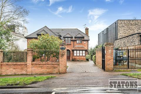 4 bedroom detached house for sale, Beech Hill, Hadley Wood, EN4