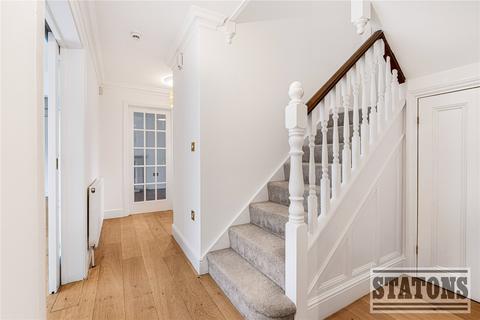 4 bedroom detached house for sale, Beech Hill, Hadley Wood, EN4