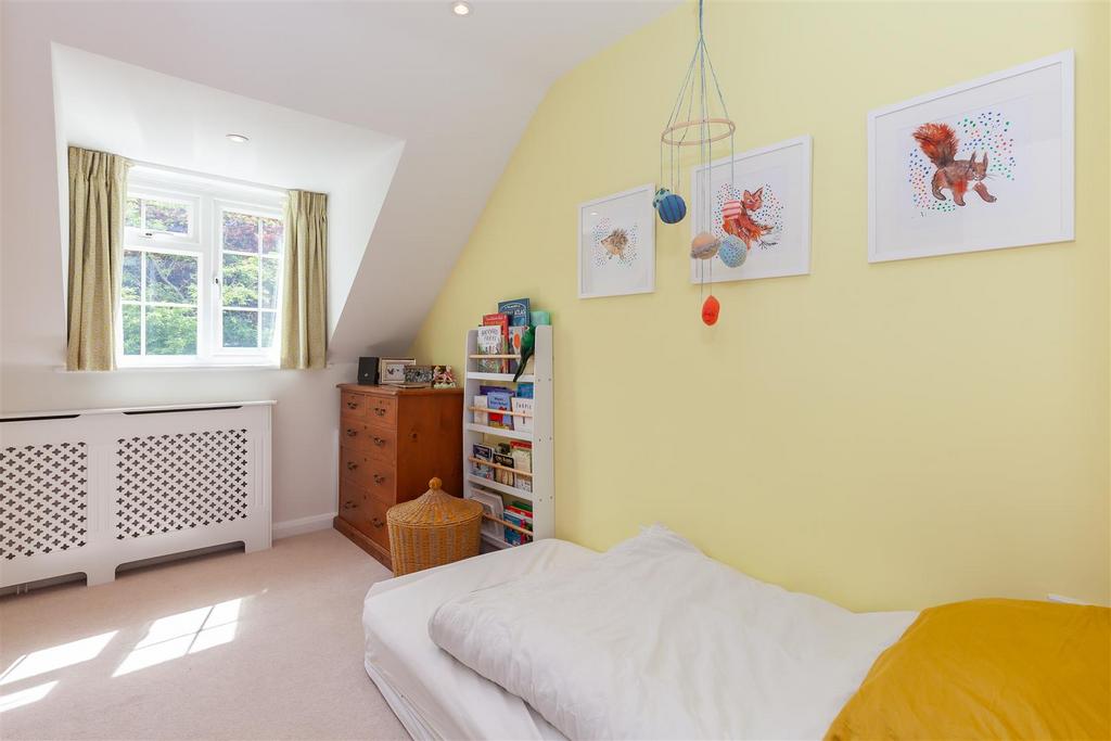 Bedroom 3 1.jpg