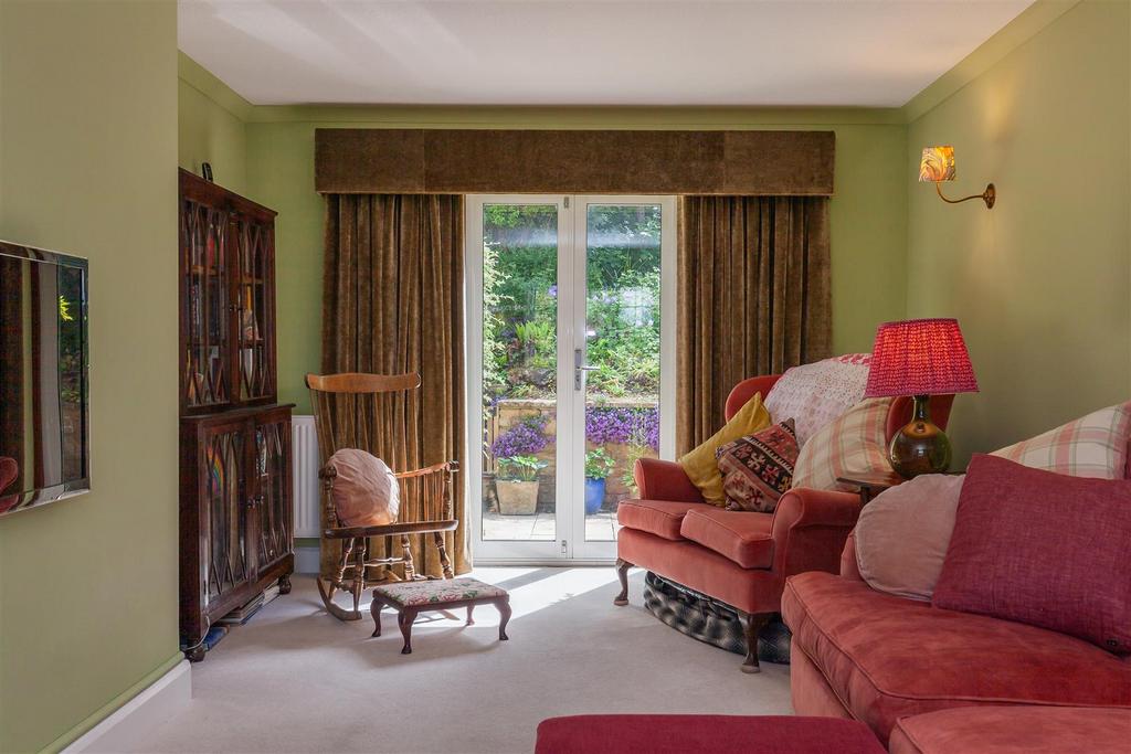 Sitting Room 2.jpg
