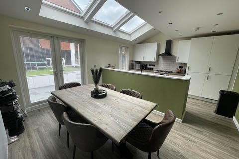 3 bedroom semi-detached house for sale, 44 Watermill Avenue, Chadderton, OL9 9FZ