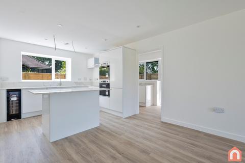 3 bedroom detached bungalow for sale, Westcourt Lane, Dover CT15