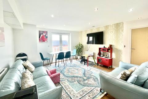 2 bedroom flat for sale, Todd Close, Borehamwood