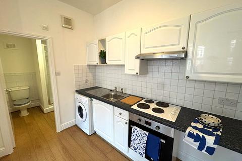 1 bedroom flat to rent, Stretton Road, Flat 2, Leicester LE3