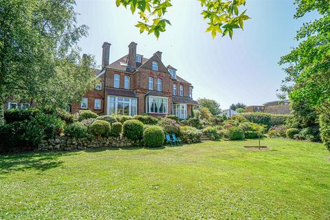 Gresham Way, St. Leonards-On-Sea