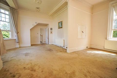 2 bedroom maisonette for sale, Gresham Way, St. Leonards-On-Sea