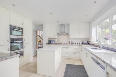 5 bedroom detached house for sale, Wheeler Avenue, Penn HP10