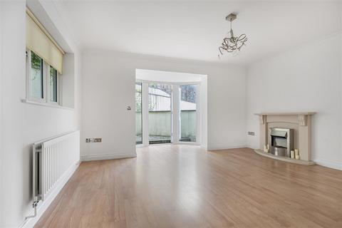 3 bedroom semi-detached house for sale, Grove Mews, Totnes