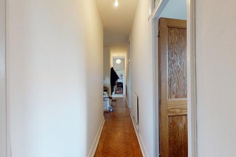 3 bedroom property to rent, Lyttelton Road, London, N2