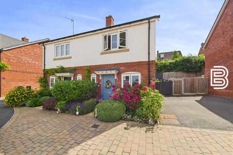 2 bedroom semi-detached house for sale, Spruce Close, Rugby CV21