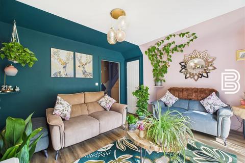 2 bedroom semi-detached house for sale, Spruce Close, Rugby CV21