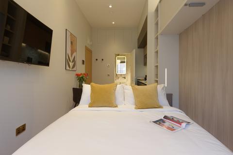 Studio to rent, Foulis Terrace, London SW7