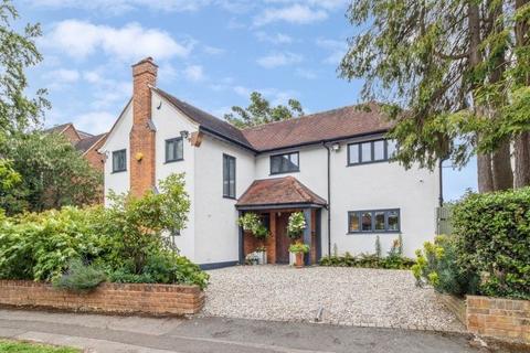 17 West Way, Pinner, HA5 3NX