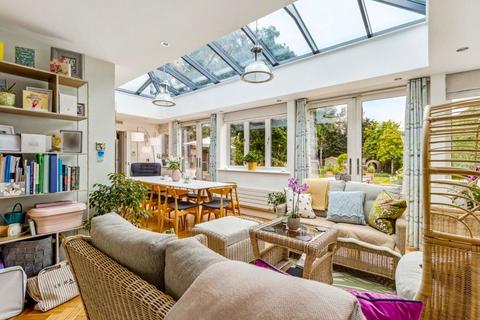 17 West Way, Pinner, HA5 3NX