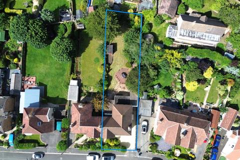 33 Ashcombe Gardens, Weston-super-mare, BS23 2XB