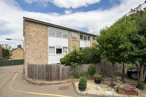 Carlisle Close, Kingston Upon Thames KT2