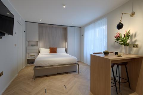 Studio to rent, Foulis Terrace, London SW7