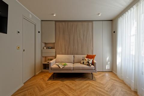 Studio to rent, Foulis Terrace, London SW7