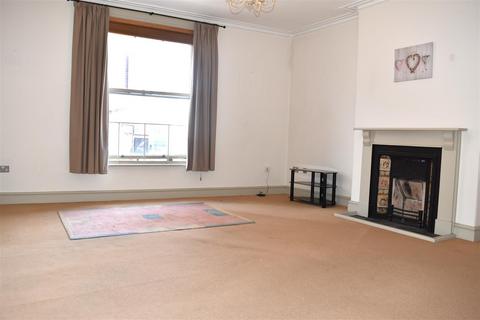 Flat 1, 2 Fishergate, Ripon, HG4 1DY