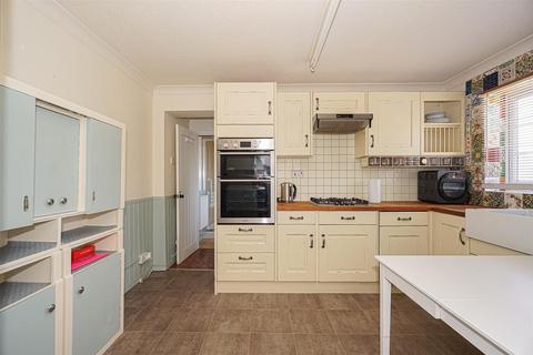 5 bedroom end of terrace house for sale, Parkstone Terrace, Hastings