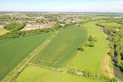 Land for sale, Ashton Road, Oundle, Peterborough, Northamptonshire