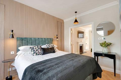 1 bedroom flat for sale, Carrington Street, London W1J