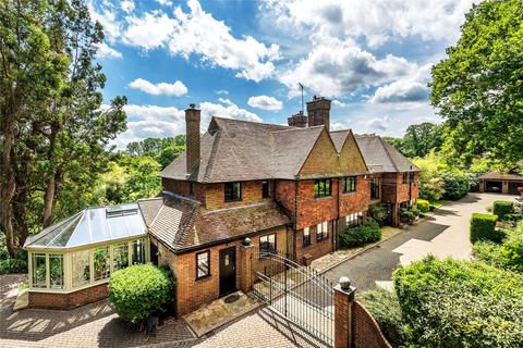 undefined, Burdenshot Hill, Worplesdon, Guildford, Surrey, GU3