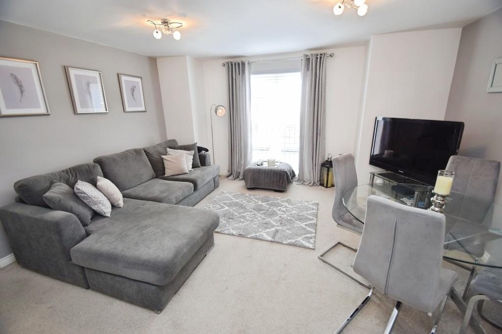 54ff238a-Lounge 201