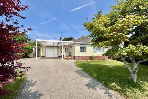 3 bedroom detached bungalow for sale, Renault Drive, Broadstone