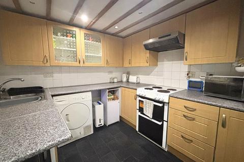 2 bedroom terraced house for sale, Reva Syke Road, Clayton, Bradford