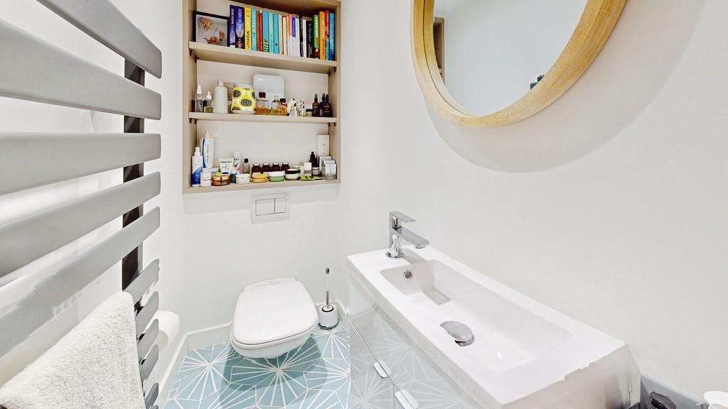 0241e73e-Bathroom 20 2828 29