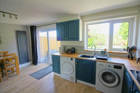 3 bedroom semi-detached house for sale, Amanda Road, Glen Parva, Leicester