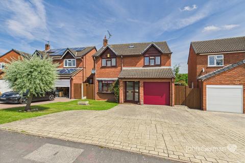4 bedroom detached house for sale, Athlestan Way, Stretton