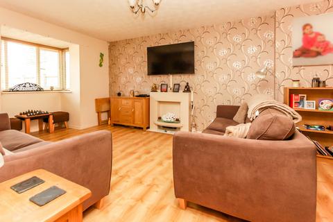 12 Bourne Close, Wellingborough, NN8 5ZN
