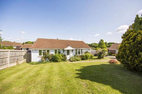 4 Bridge Close, Horam, Heathfield, TN21 0HJ