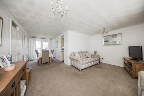 4 Bridge Close, Horam, Heathfield, TN21 0HJ
