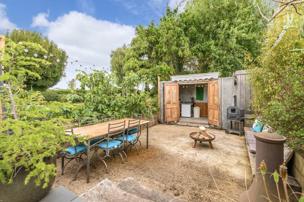 Garden Kitchen