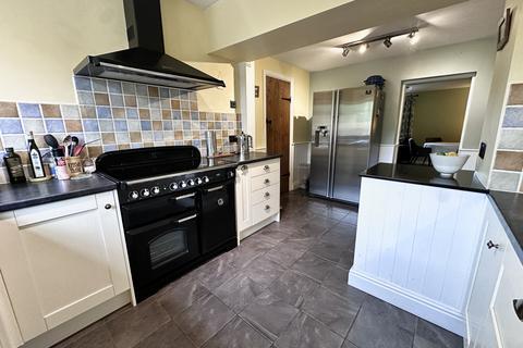 Wheal Eliza Compton Street, Compton Dundon, Somerton, TA11 6PS
