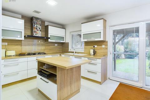 3 bedroom end of terrace house for sale, Wingfield Road, Birmingham B42
