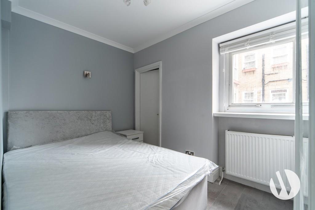 One bed flat bedroom