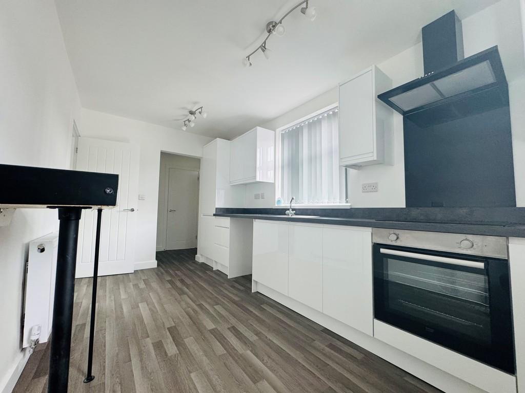 13 addison kitchenb