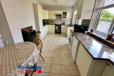 4 bedroom end of terrace house for sale, Drummond Road, Ilkeston, Derbyshire