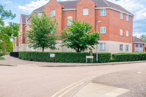 2 bedroom flat for sale, Galleon Road, Grays RM16