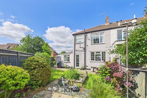 3 bedroom end of terrace house for sale, Laurel Avenue, Potters Bar EN6