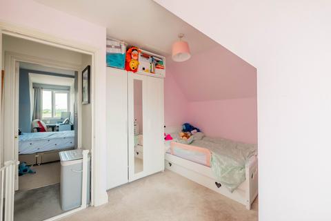 undefined, Southend Road, Stanford-Le-Hope SS17