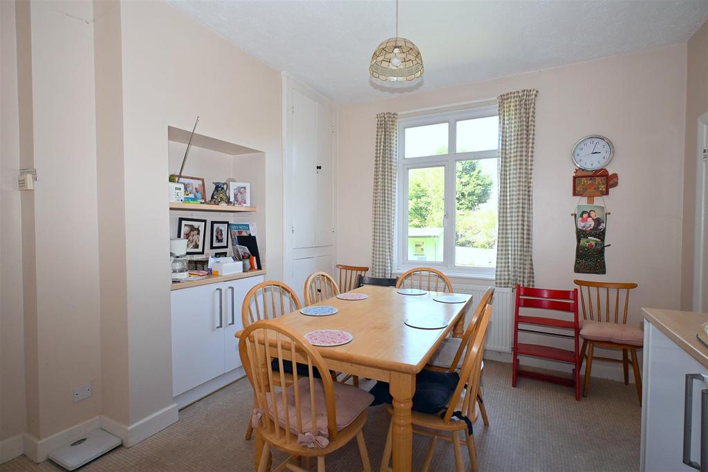 Breakfast Room Area