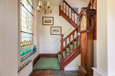 396a Albert Drive, Glasgow, G41 4JP