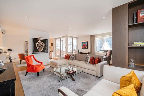3 bedroom flat to rent, King's Quay, London SW10