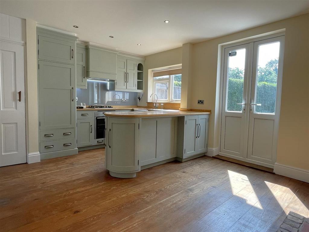 Kitchen.jpg